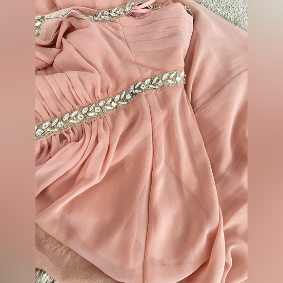 BCBGMAXAZRIA “Celestine” Beaded Halter Gown – Misty Rose – Size 0 - Picture 12 of 15